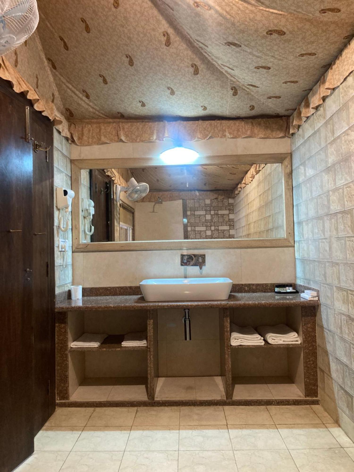 Amrit Van Resort Jaipur Ngoại thất bức ảnh